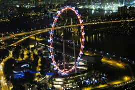 2013春、インドネシア旅行記2(30/33)：5月25日(2)：シンガポール、マリーナ・ベイ・サンズからの夜景