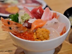 【東京都（築地）】 グルメの宝庫！ 築地市場で海鮮丼が食べたい～♪