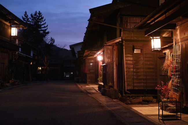 神奈川の実家から大阪に戻る際に木曽路の奈良井宿、妻籠宿に立ち寄りました。