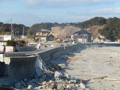 東日本大震災二年１０か月後のいわき市平薄磯地区と平豊間地区を眺める