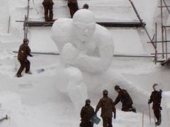 【滞在24時間】 仕事の合い間に 札幌満喫の旅 ①　　～さっぽろ雪まつり 準備中～