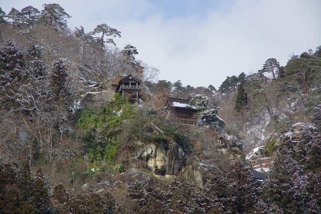 冬の東北を見たくて旅に出ました。<br />仙台まるごとパスを使用して、松島海岸から山寺まで利用。