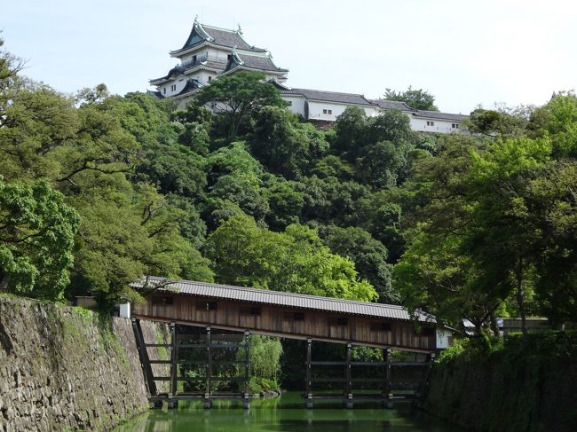 和歌山城に行ってきました。<br />「徳川吉宗」を輩出した「紀州徳川家」で有名です。