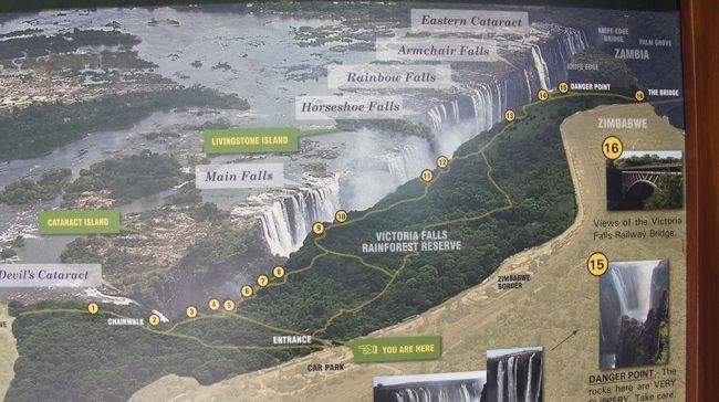 ビクトリアの滝・ジンバブエ側とザンベジ河クルーズ＆ラフティング