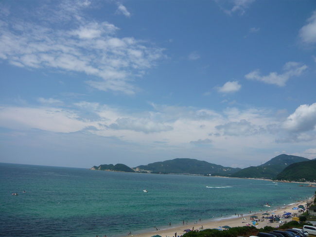 20年以上前に訪れた福井の海水浴場。<br /><br />美浜・・・<br /><br />海の透明度は、こんなもんだっけ？？？