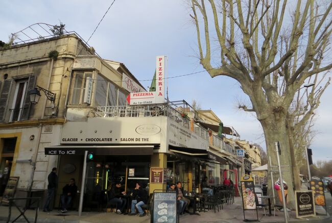 自由時間で散策した、ゴッホ由縁のアルルの町の紹介です。アルルの町を見学の後、フランス最大の港町、マルセイユに向かいました。