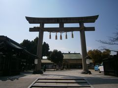 大阪・生國魂神社、梅と桜が