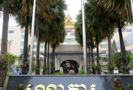 2014春、カンボジア旅行記2(4/47)：3月19日(1)：プノンペン、2泊したホテルとその周辺、プノンペン市内見学へ