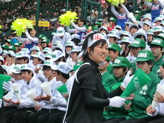 兵庫県　西宮市　選抜甲子園大会　☆はつらつ！海南高校3塁側アルプススタンド応援風景☆