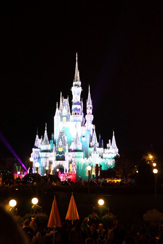 ココロもカラダもカバンもずたボロのｗｄｗ 私はなぜオーランドに行ったのだろう ｖｏｌ 2 大晦日カウントダウン Magic Kigdom オーランド アメリカ の旅行記 ブログ By 虎キチお岩さん フォートラベル