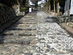 日本の旅　東海地方を歩く　愛知県犬山市の犬山城（いぬやまじょう）、針綱神社（はりつなじんじゃ）参道'周辺