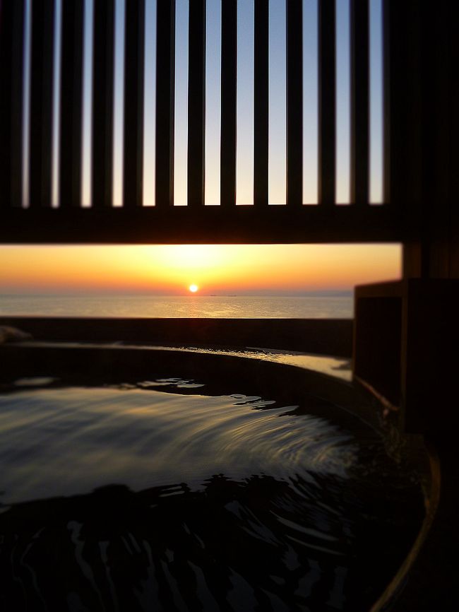 淡路島を南から北へ１泊二日で。いい景色を見て、温泉でのんびり＆淡路の春の味をいただく、寛ぎの夫婦小旅行。<br />vol.2は宿泊先の「夢泉景別荘　天原」滞在記。