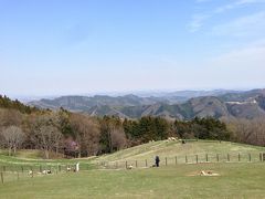 春の秩父高原牧場へ