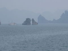ハノイ（ベトナム）とシェムリアップ（カンボジア）に五泊六日で行ってきました。（一日目）