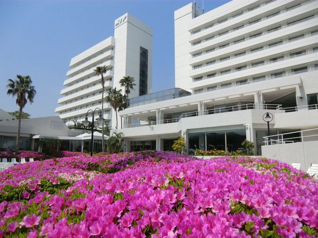 「鳥羽別邸」の建築がスタートしエクシブ鳥羽は何かと話題が多い。今まで忘れ去られていたようなオールドエクシブの「鳥羽」が再び脚光を浴びるのはいいことである。毎回同じパターンの「オールド妻とオールド夫」の静かなエクシブ鳥羽滞在、我々が再び脚光を浴びることはあるのだろうか?<br /><br />私のホームページ『第二の人生を豊かに―ライター舟橋栄二のホームページ―』に旅行記多数あり。<br />(新刊『夢の豪華客船クルーズの旅』案内あり)<br />http://www.e-funahashi.jp/<br /><br />