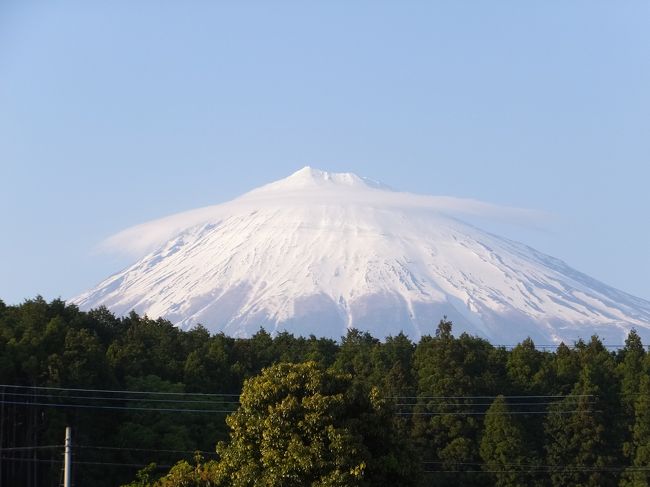 富士山　いろいろな景観を見せてくれます。