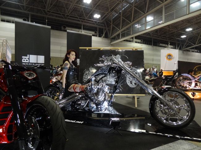 Joints custom bike show 2014<br />ジョインツ　カスタム　バイクショー２０１４<br /><br />毎年、４月下旬に名古屋の港区のポートメッセで開催され、<br />主にハーレー中心のカスタムバイクが、愛知県以外などのカスタムバイクショップから<br />展示される。カスタムバイクの展示が多いのは、圧倒的にチョッパーが多い。<br /><br />ハーレーやチョッパーが好きな方には、オススメなイベントです。<br /><br />カスタムバイク以外の出店も多く、バイク関連のアイテムが手に入れることが出来る。<br />終わり頃に買うのが、オススメ安くしてくれます。