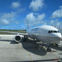 2014 グアム行　ユナイテッド航空（Ｂ７７７）             ビジネスクラスが改善されていました！