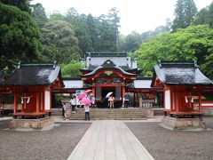 霧島神宮へ４年ぶり２度めは雨中の参拝。