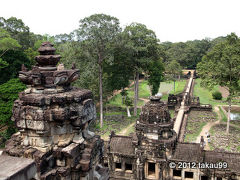 カンボジア　２大世界遺産　アンコール遺跡＆プレアヴィヒア遺跡　自由旅行記
