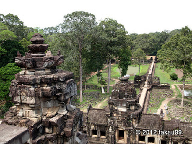 カンボジアにある２つの世界遺産、アンコール遺跡とプレアヴィヒア遺跡を見に、プノンペン、シェムリアップを回ってきました。