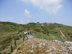 お花畑の伊吹山ハイキング（百名山４５座目）と関ヶ原古戦場跡や長浜城跡見学～♪