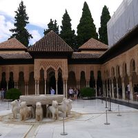 イスラムの郷愁−アルハンブラ宮殿とヘネラリヘ庭園