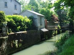 クレシー・ラ・シャペル　ー　水路、石畳が残る中世の村がパリ近郊に！ー