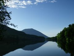 ふだん着の休日 早朝の湯の湖畔を歩く -2