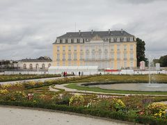 ブリュールのアウグストゥスブルク城と別邸ファルケンルスト