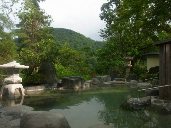 東北の温泉に行ってみたい〜〜！！<br />というわけで、宮城県鳴子中山平温泉の宿「琢秀」さんへと行って参りました＾＾<br />ここの温泉は100％天然温泉で、そのお湯はうなぎの様につるつるとろとろしていることから、「うなぎ湯」とも呼ばれています。<br />まるで美容液につかっているかのような美肌の湯でリラックスしてまいりました〜〜<br />ちょっと早いVACATION、第二弾でございます^o^<br />それでは、どうぞ〜〜<br /><br />宮城県鳴子中山平温泉　琢秀<br />http://www.takuhide.co.jp/