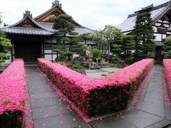 京都を歩く(202) 雨上がりの妙心寺へ