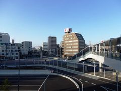 日本の旅　関東地方を歩く　千葉県千葉市の千葉駅（ちばえき）、千葉市役所（ちばしやくしょ）、千葉港（ちばこう）、「千葉モノレール」市役所前駅（しやくしょまええき）周辺