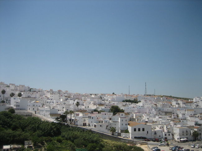 アンダルシアの白い街とセビージャ春祭り<br />Vejer de la Frontera<br />Arcos de la Frontera<br />Olvera<br />Sevilla<br />