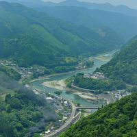 鉄道風景写真シリーズ　第3弾　”球磨川沿線を走る新緑の肥薩線とその風景”