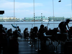 盛夏　横浜散歩ー２　大桟橋客船ターミナルを