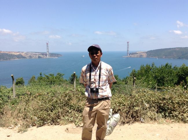 イスタンブール観光2日目です。主にボスポラス海峡ロングクルーズおよび新市街地側ガラタ塔に行ってきました。