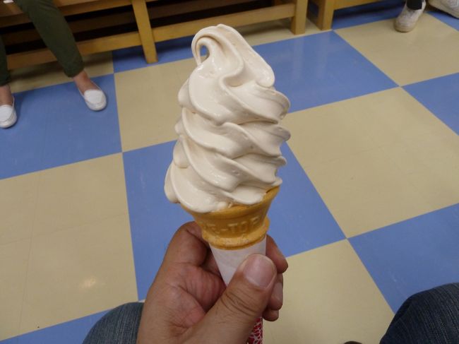天気がいい三連休<br />秋田県の角館に、ソフトクリームを食べに行きました。<br />味噌醤油屋の安藤醸造と　湯沢のお菓子のくらた　が　コラボした　人気のアイスクリームです。