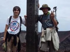 今年も登頂　富士山