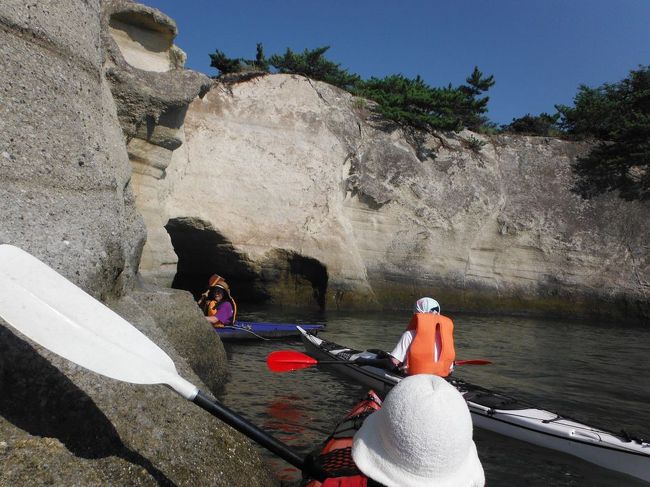 毎月第１・第３日曜日に松島湾浦戸諸島野々島で行っているラベンダー畑のボランティアに行ってきました。<br />今年から、ボランティア後のお楽しみの一つとしてシーカヤックが楽しめるようになりました。