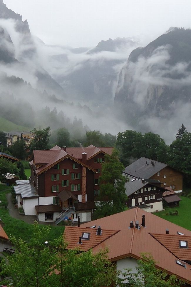 スイスの旅 2014　９/17　　アルメント フーベル展望台　ユングフラウ三山観光