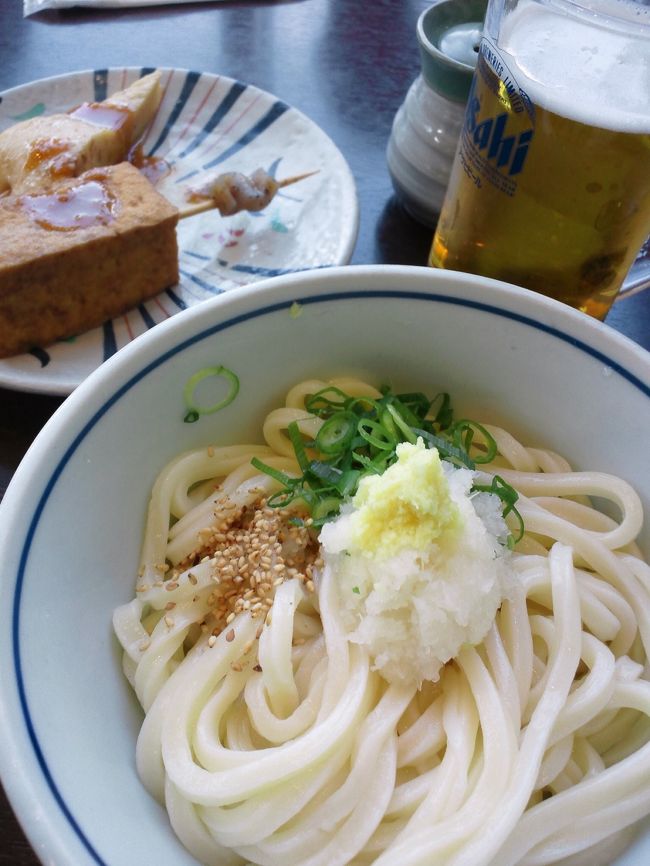 いつかは行ってみたいと思いつつ、なかなか実現出来なかった瀬戸内海周遊。<br />2013年GWの3泊4日に、飛行機、電車、レンタカーを利用して、ぎゅぎゅっ!と、行きたい所を詰め込んだ欲張り小旅行。<br />記憶に留めたくて、もう一年半前になりますが2部に分けて旅行記にまとめました♪<br /><br />《 前編 》https://4travel.jp/travelogue/10914095<br />【 1日目 】羽田空港→松山空港(愛媛県)→松山城→道後温泉<br />【 2日目 】松山→今治→しまなみ海道→新尾道(広島県)→鷲羽山(岡山県)<br /><br />《 後編 》https://4travel.jp/travelogue/10914406<br />【 3日目 】児島(岡山県)→熊山お墓参り→瀬戸大橋→琴平(香川県)<br />【 4日目 】金比羅山→高松空港→羽田空港<br /><br />※ そして、何時もの(笑) 私的独断 ★5段階評価を参考にして下さい♪<br />★★★★★ 絶対行くべし!<br />★★★★☆ 行く価値あり<br />★★★☆☆ まあお薦め<br />★★☆☆☆ 時間があったら行っても良いかなぁ…<br />★☆☆☆☆ 他を検討しても?<br />☆☆☆☆☆ う?ん(>_<)