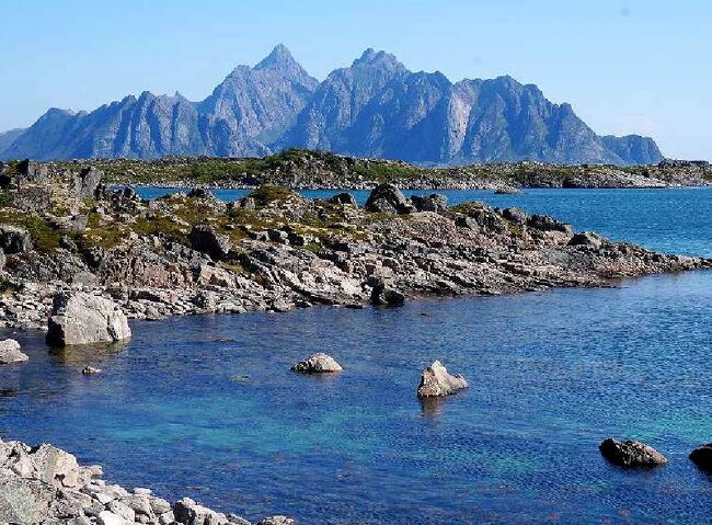 団塊夫婦のノルウェー絶景ドライブ旅行ー（8）ローフォーテン三日目・絶景続きの東海岸沿いドライブ