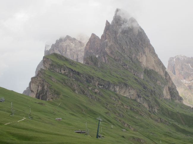 2014年オーストリア・イタリアの旅　№5　　＊＊＊ Gardena 谷へ移動、Seceda へ＊＊＊