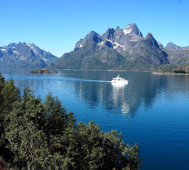 団塊夫婦のノルウェー絶景ドライブ旅行ー（９）ローフォーテン最後の絶景・トロルフィヨルド