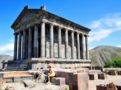 コーカサス３国周遊　11エレバンの夜明け、世界遺産ガルニ神殿、アルメニア最高峰アラガツ山、そしてグルジア国境へ