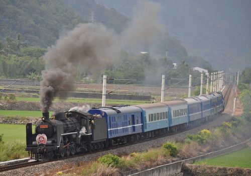 日本国鉄 タ2700型 蒸気機関車 （海外の雑誌、カタログに見る
