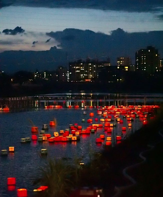 夏の終わりの風物詩　～広瀬川灯ろう流し　２０１４～