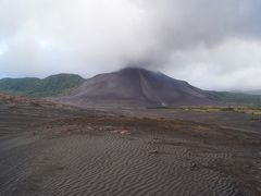 火山・人・ビーチ～バヌアツ共和国（エファテ島～タンナ島）。