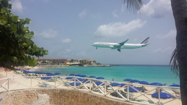 今年の夏休みは、リゾートはリゾートでも、セント・マーチン島。<br />飛行機好きにはたまらない旅行となりました。